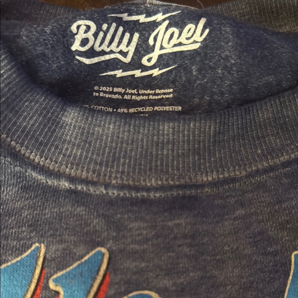 NWT Billy Joel Graphic Sweatshirt Large  - Gray - Picture 3 of 4
